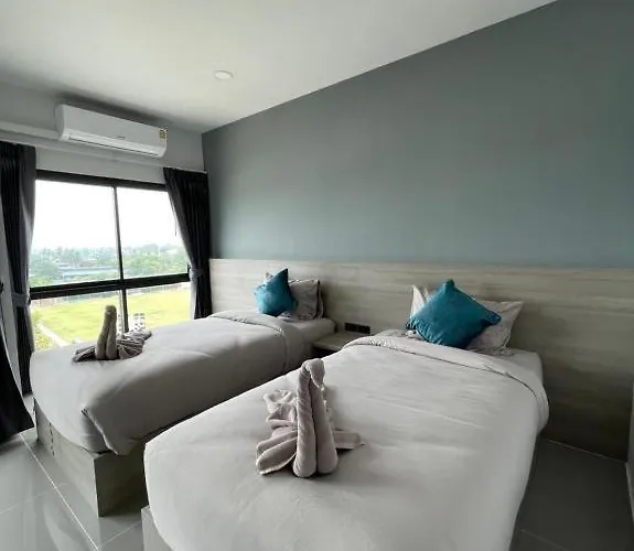 The At Hotel 4*