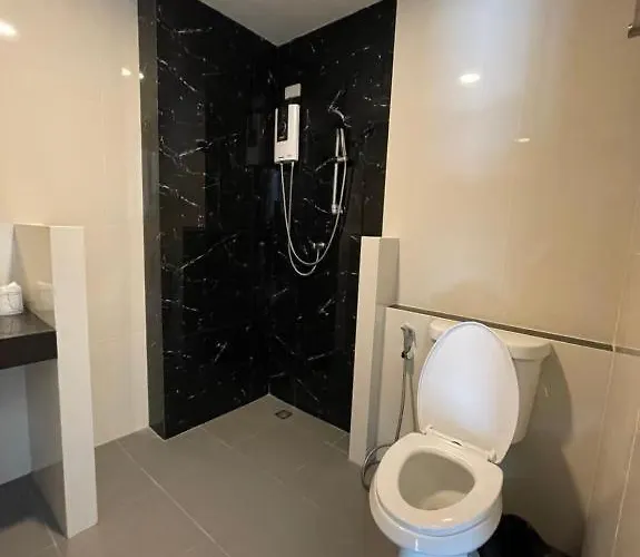 Hotel The At Photharam